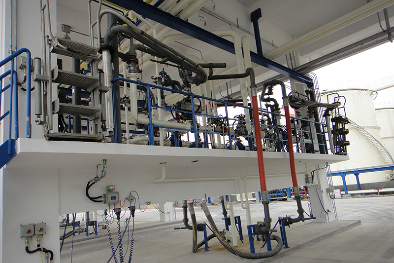 中國(guó)石油惠州大安油庫(kù)一機(jī)三位底部裝車系統(tǒng) 中國(guó)石油惠州大安油庫(kù)一機(jī)三位底部裝車系統(tǒng)